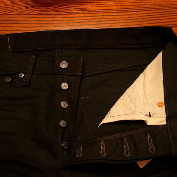 Classic 501 Black Levis - Picture 3 of 5